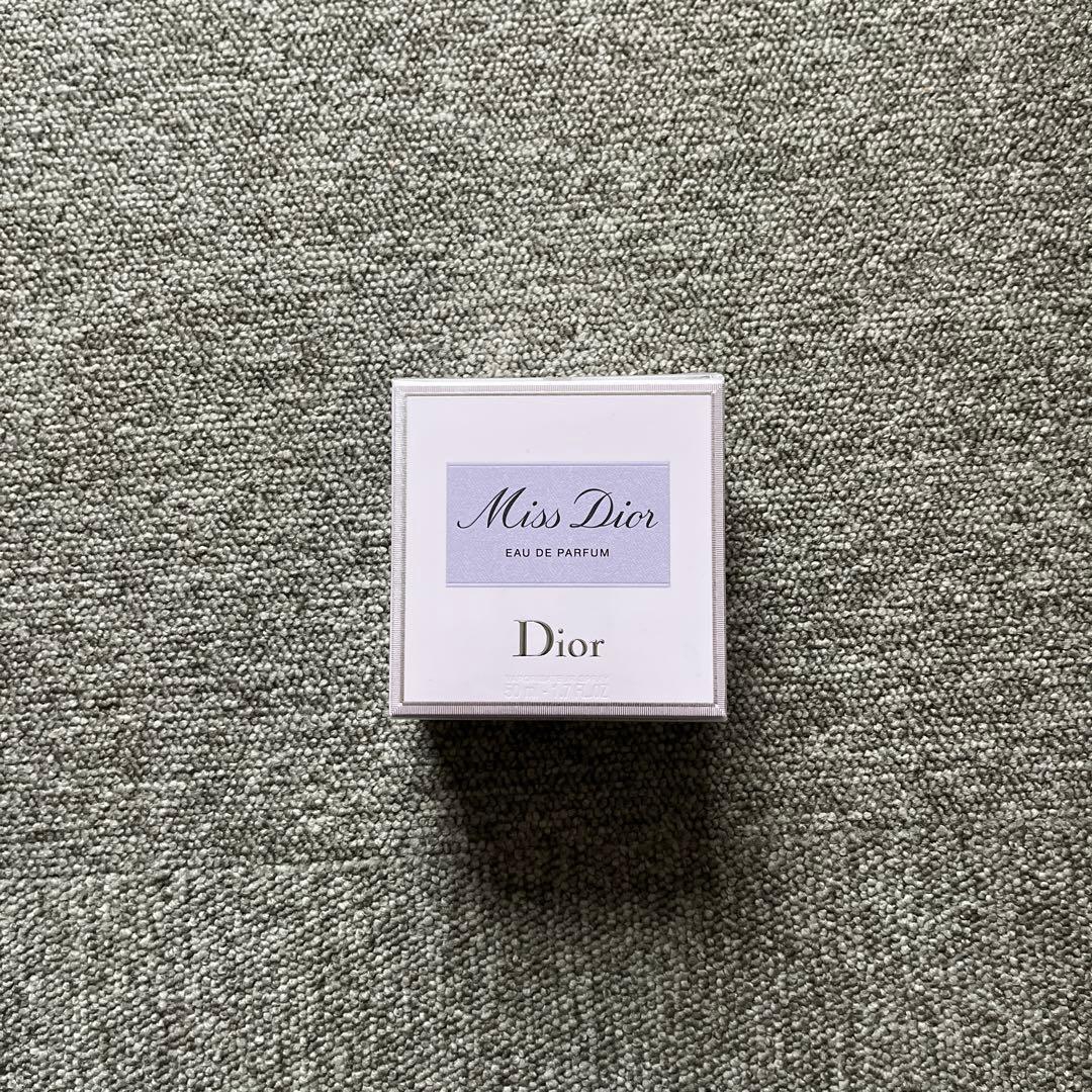 Miss Dior Eau de Parfum ボックス入り