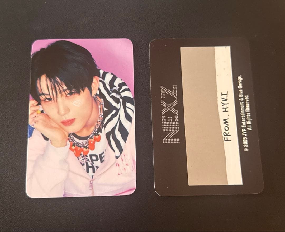 nexz ヒュイ トレカ - メルカリ