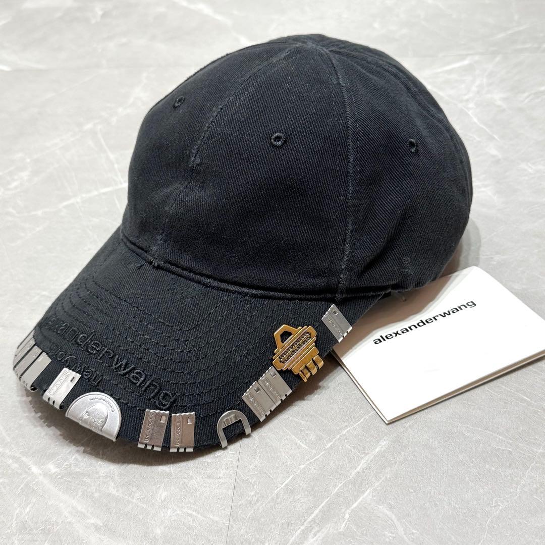 ALEXANDER WANG】BLACK HARDWARE CAP - メルカリ