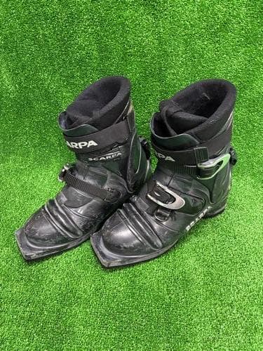 75ｍｍ 3ピン規格 テレマークスキーブーツ　SCARPA T3　25cm