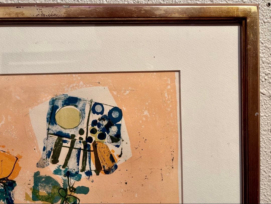 アイズピリ「ベージュ背景の花束」リトグラフ - メルカリ