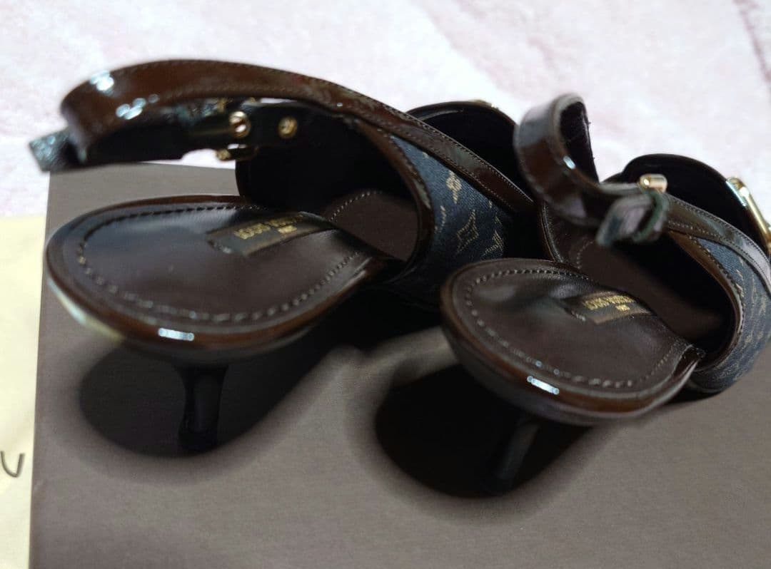 Louis Vuitton　パンプス　23.5cm