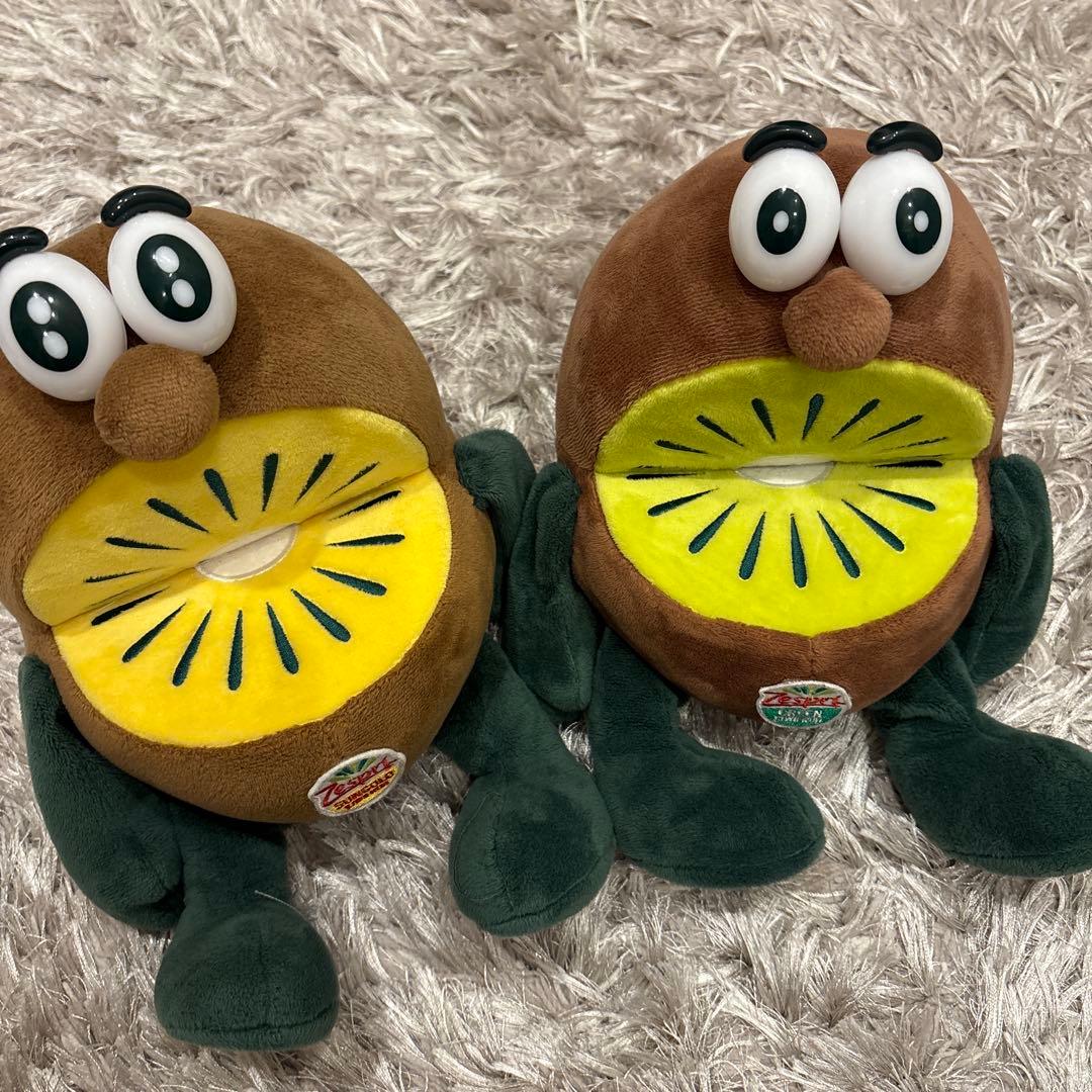 ゼスプリキウイフルーツ　ぬいぐるみ Amazon.co.jp: 歌うゼスプリキウイフルーツ 世界200セット 抽選