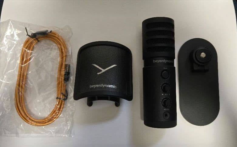 beyerdynamic FOX USBコンデンサーマイク beyerdynamic FOX USB Condenser Microphone : Amazon.ca: Musical