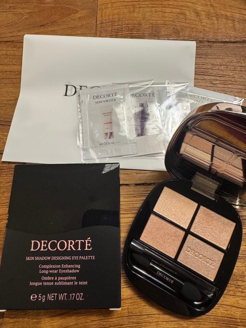 コスメデコルテ　アイシャドウパレット^_^09 cashmere feather