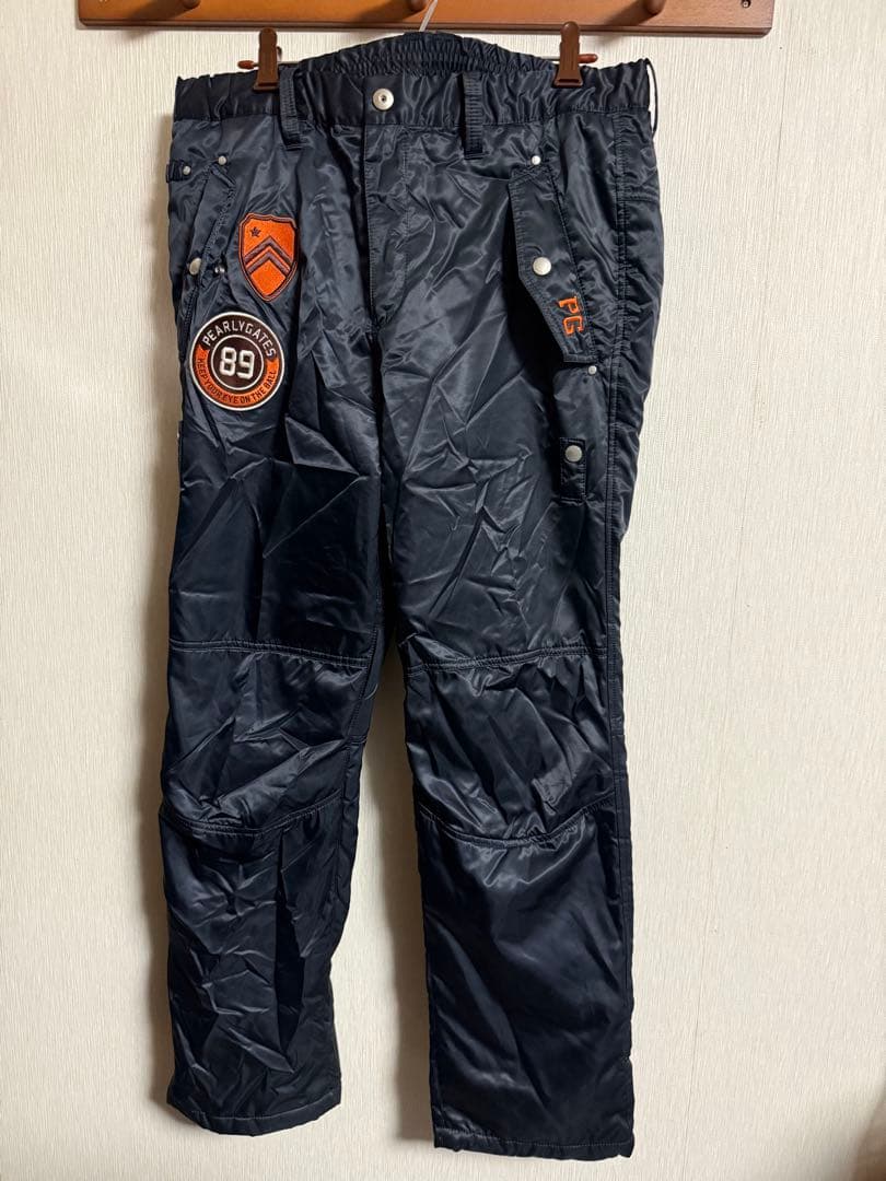 中古 美品 サイズ6 パーリーゲイツ ゴルフパンツ ワッペン ブラック ゴルフウェア】PEARLY GATES パーリーゲイツ ハートマーク 刺繍 ボタン