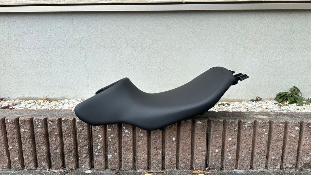 【美品】 ローシート R1250RS R1200RS R1250R R1250RS カスタム シート