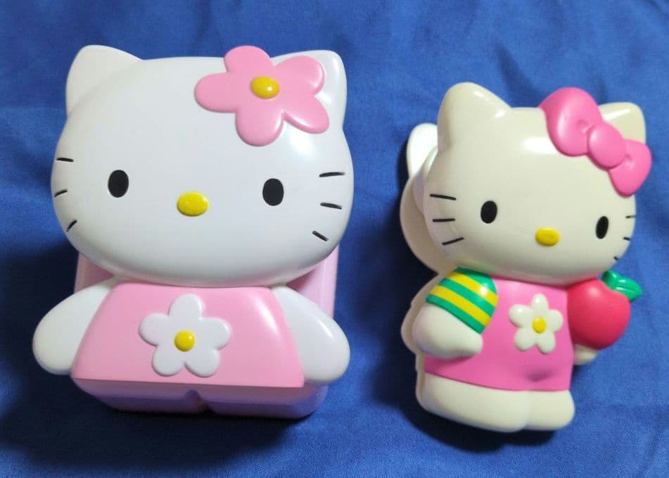 f*X様 ハローキティ　おしゃべりクリップ ＆ 小物入れクリップ 　レトロ f*X様 ハローキティ おしゃべりクリップ ＆ 小物入れクリップ レトロ