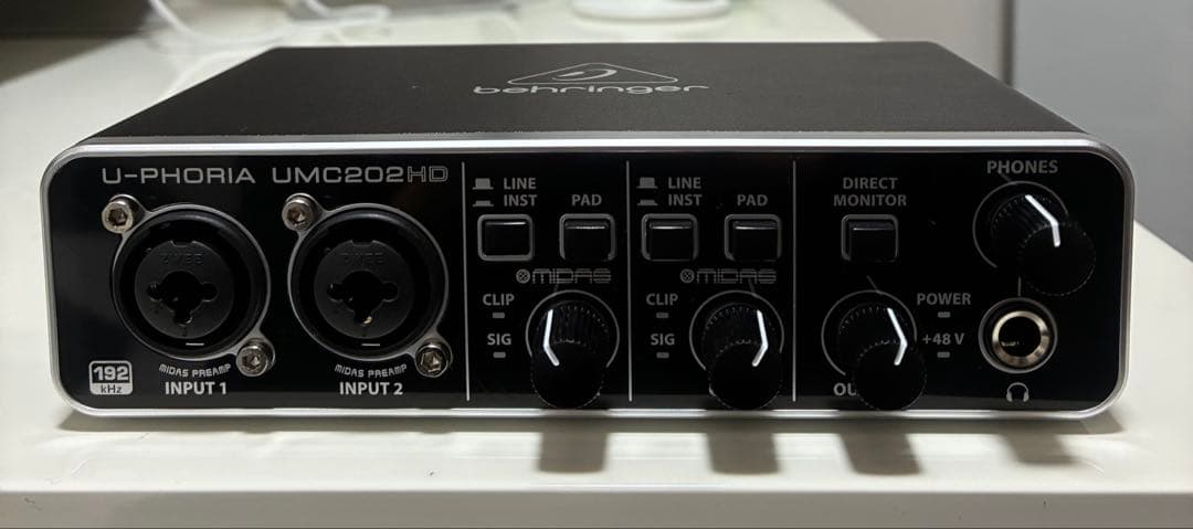 ほぼ新品 UMC202HD 保証期間内 保護フィルム付 短時間使用