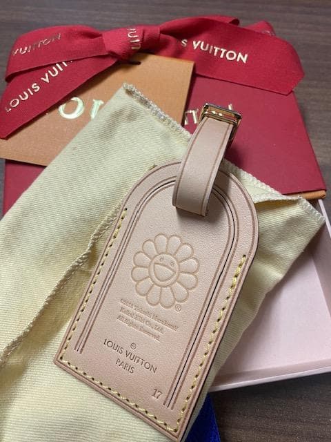 LOUIS VUITTON　ルイヴィトン　ネームタグ