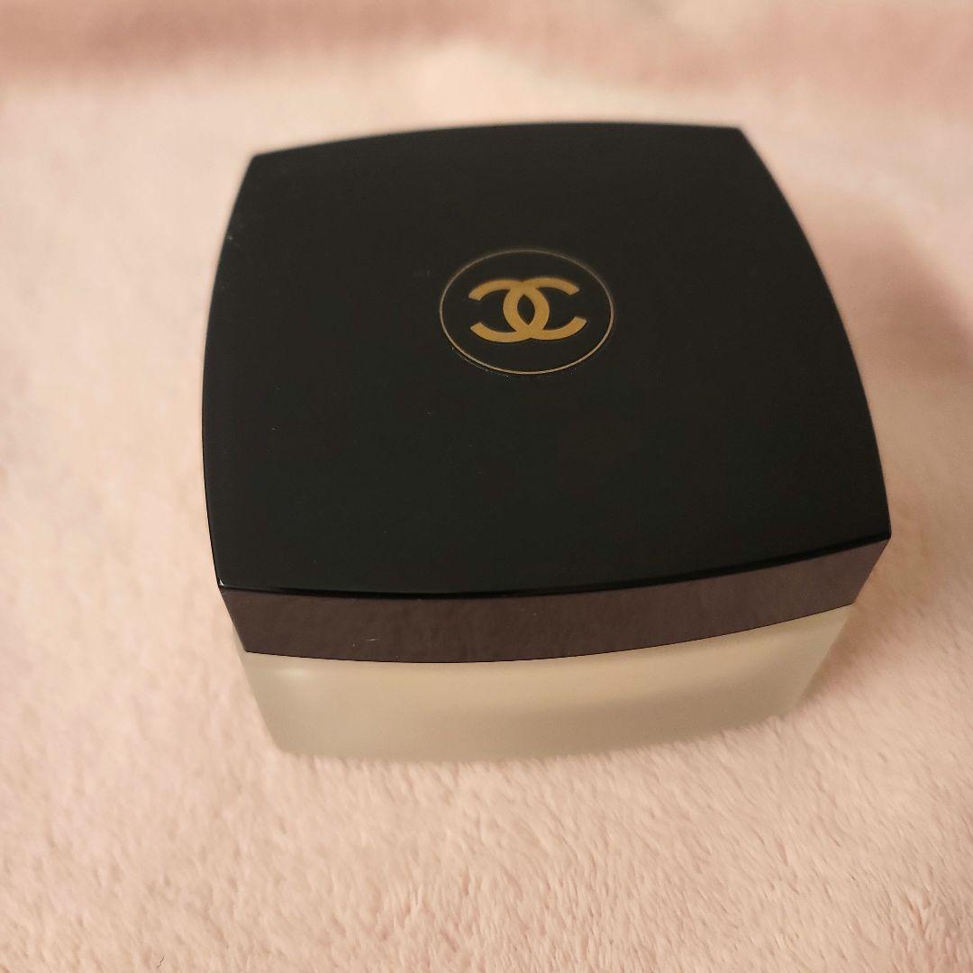 CHANEL N°5 ヴェルヴェット ボディクリーム