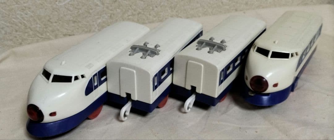 昔のプラレール ライト付き 0系新幹線