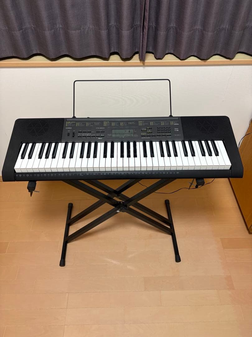 CASIO カシオ 電子キーボード CTK-2200 61鍵盤【音出し確認済み】