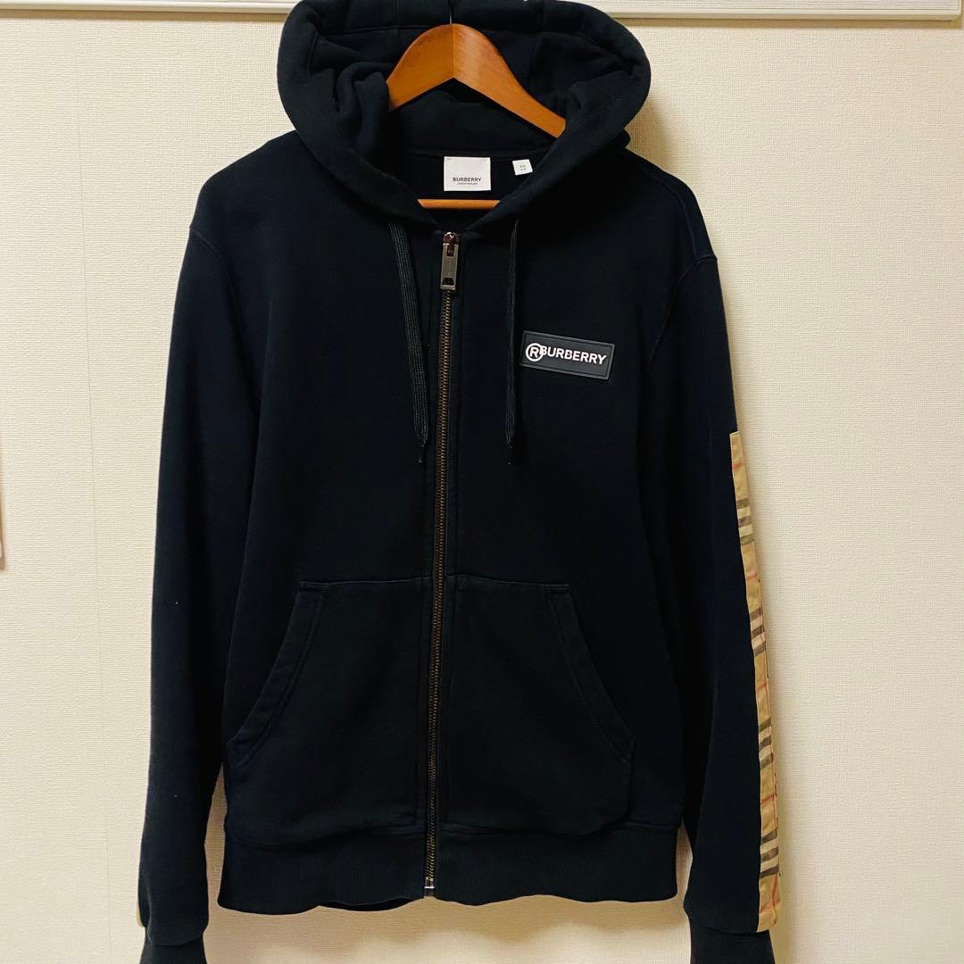 BURBERRY バーバリー ジップアップパーカー 袖ロゴ 人気モデル】BURBERRY バーバリー パーカー ブラック 刺繍Bロゴ