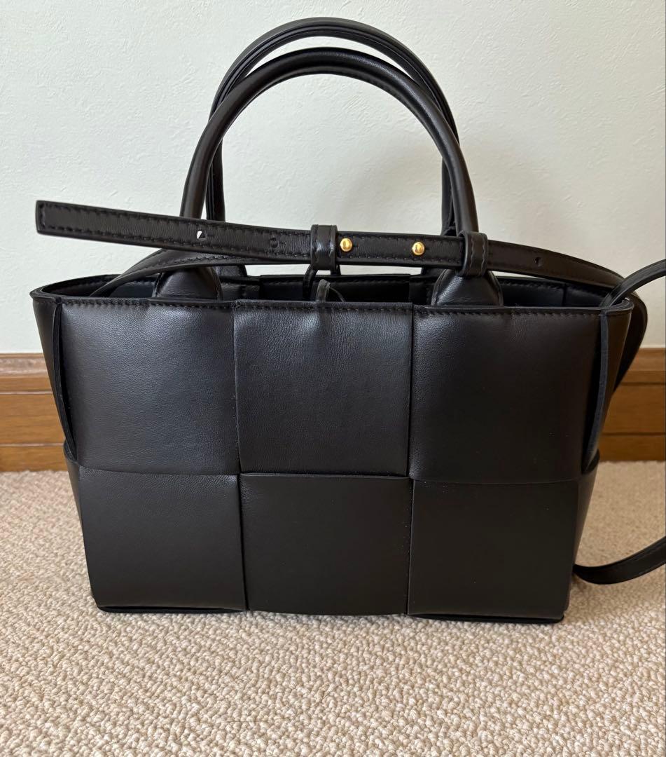 いっちー 新品 ボッテガヴェネタ ミニアルコトートバッグ ミニ アルコ トートバッグ キャメル ブラウン[709337 VCQC2 2593] Mini