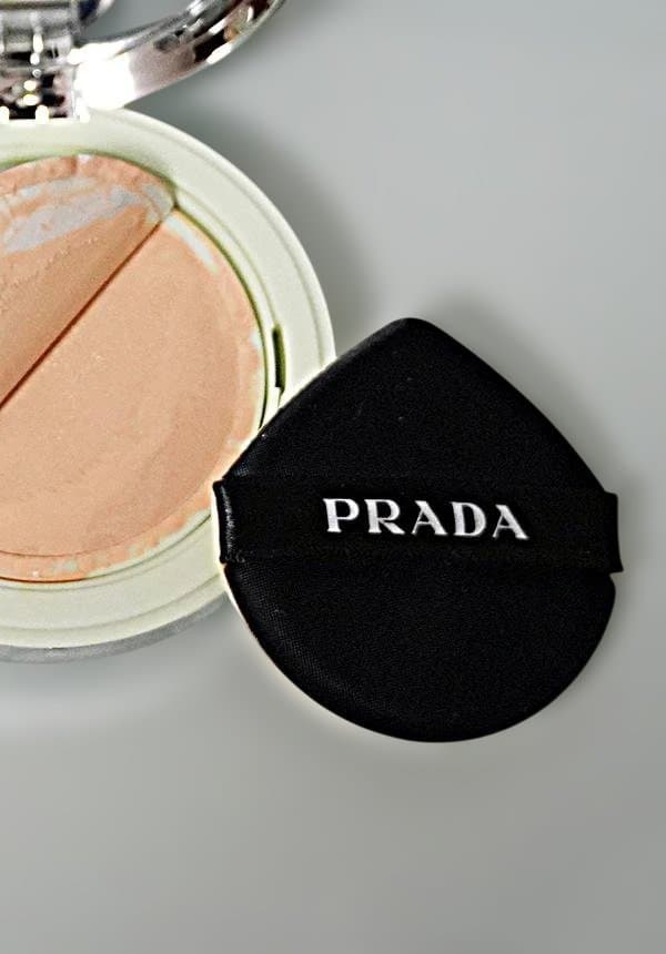 PRADA リヴィールメッシュクッションファンデーション LN5 プラダ