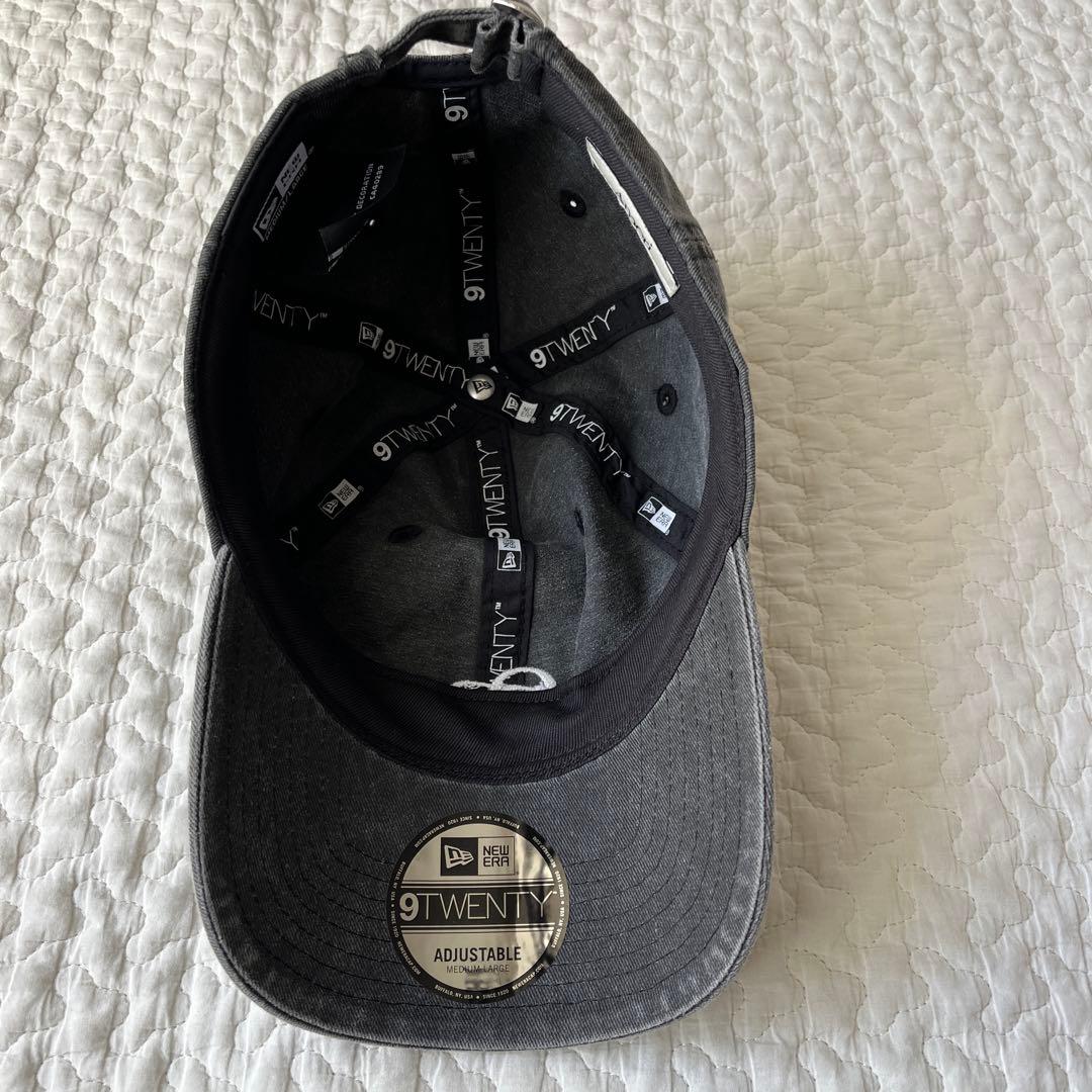 NEW ERA × Ameri コラボキャップ 【 ブラック 】 - メルカリ