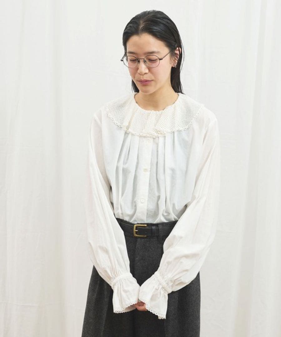 fig London Kitty blouse ホワイト