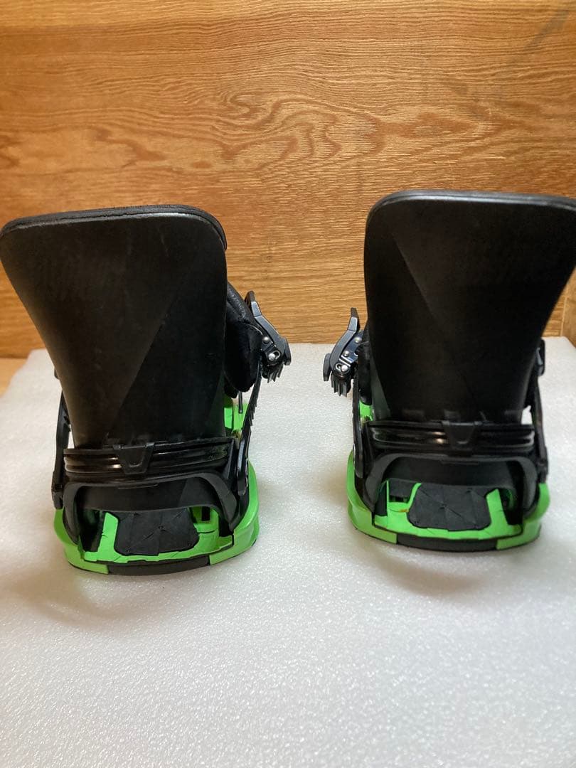 SALOMON DISTRICT スノーボード ビンディング グリーン S - メルカリ