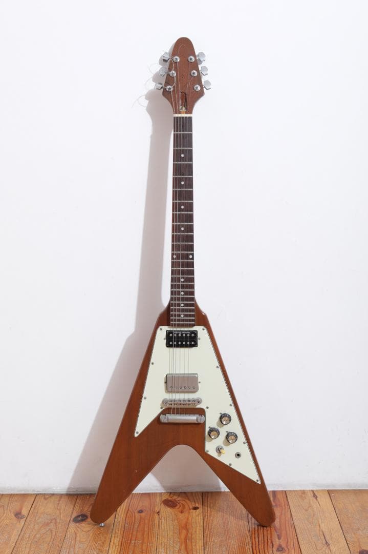 Flying V（メーカー不明／DuncanフロントPU・Schallerペグ） Flying V（メーカー不明／DuncanフロントPU・Schallerペグ） 70年代の