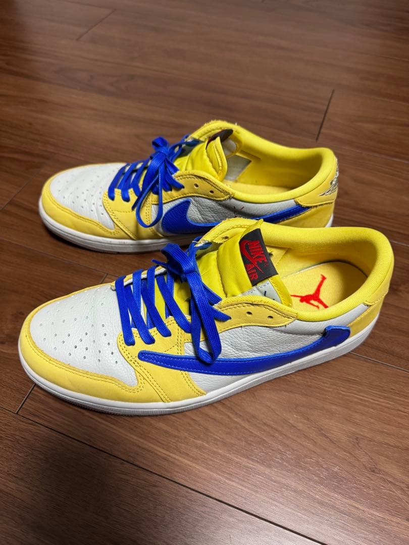 Travis Scott × Nike Women's Air Jordan1