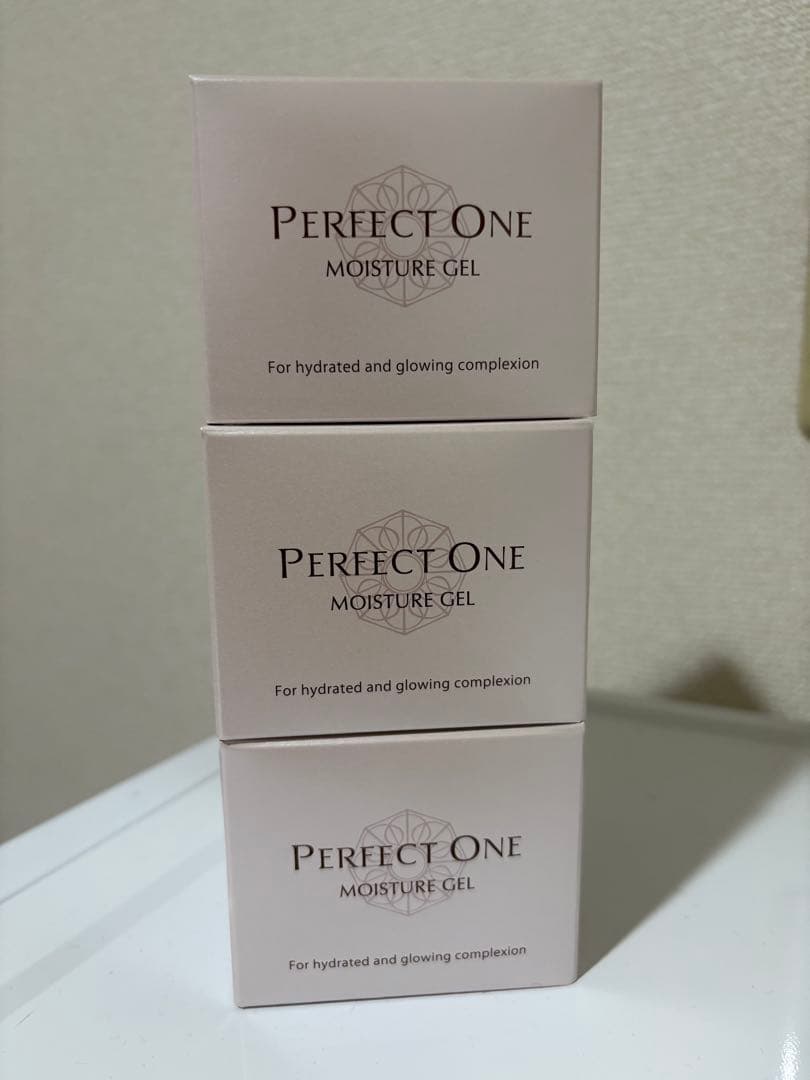 パーフェクトワンモイスチャージェル　未開封3個セット