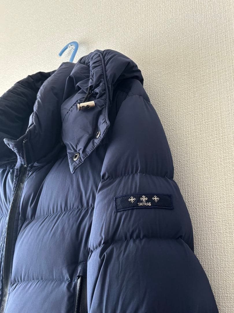 TATRAS ネイビー ダウンジャケット フード付き 02 - メルカリ