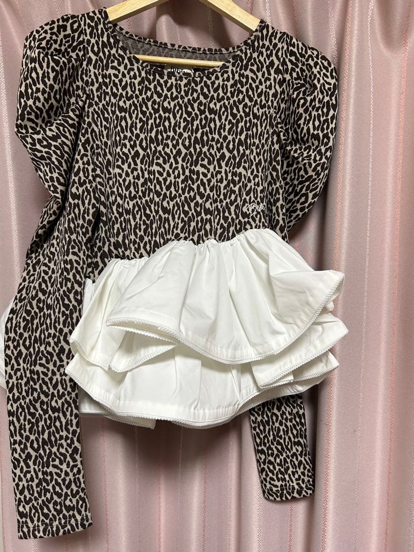 トップス bibiy EFFIE PEPURAMU LEOPARD TOP