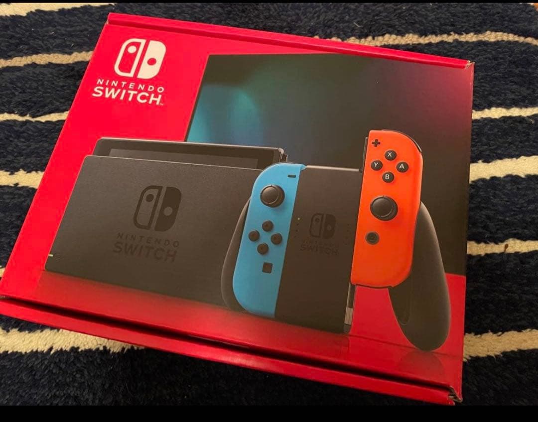 箱入りNINTENDO Switch 本体 256GBSD、ケース、イヤホン付