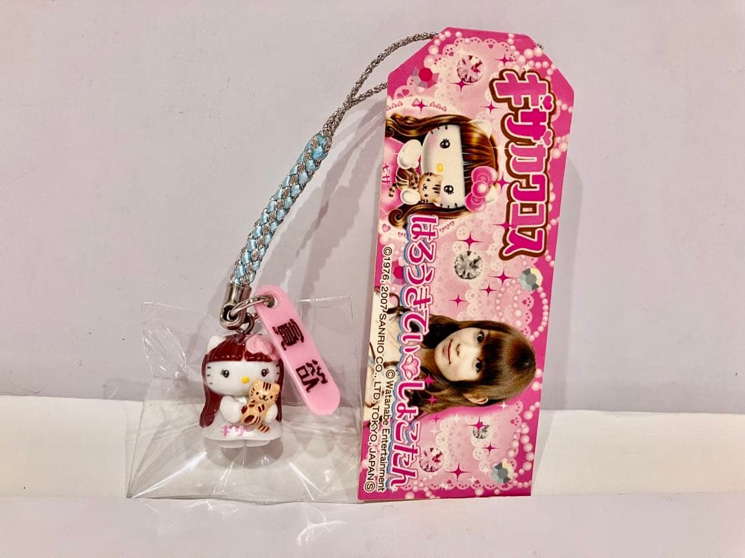 日*0様 ハローキティ 根付 ストラップ ギザワカユス しょこたんホワイト　最低 ハローキティ しょこたん 中川翔子コラボ ギザカワユス 根付け