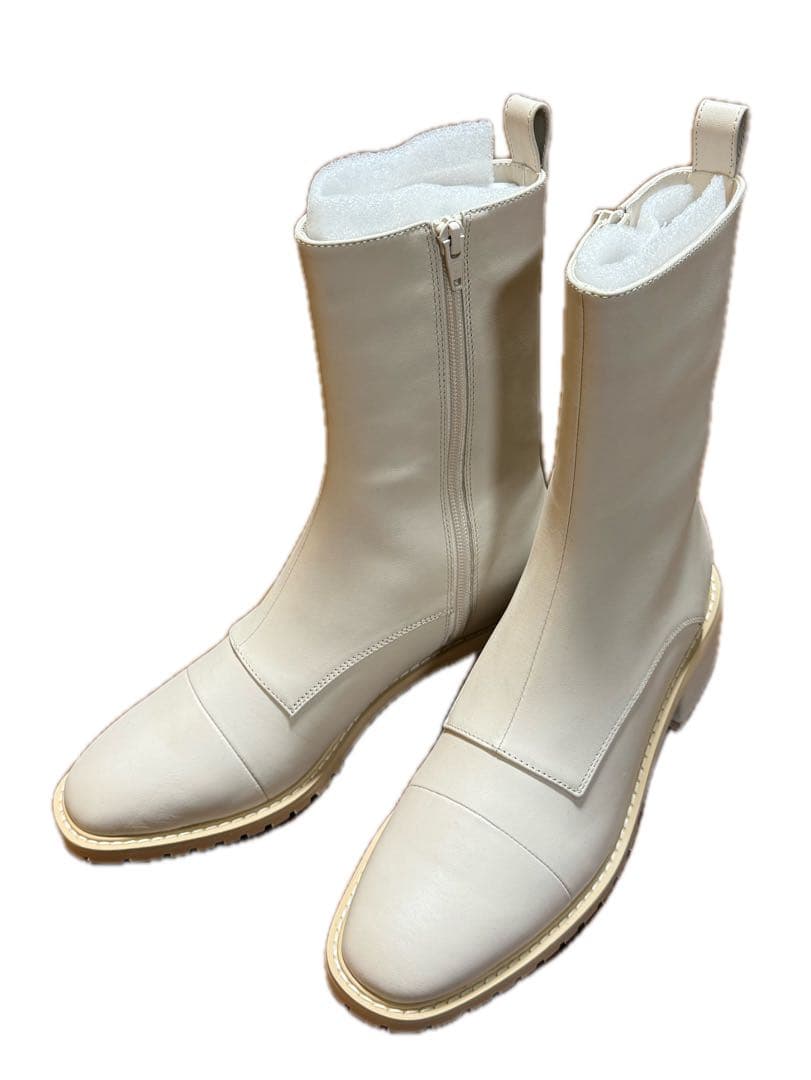 靴 TSURU by Mariko Oikawa STILL38