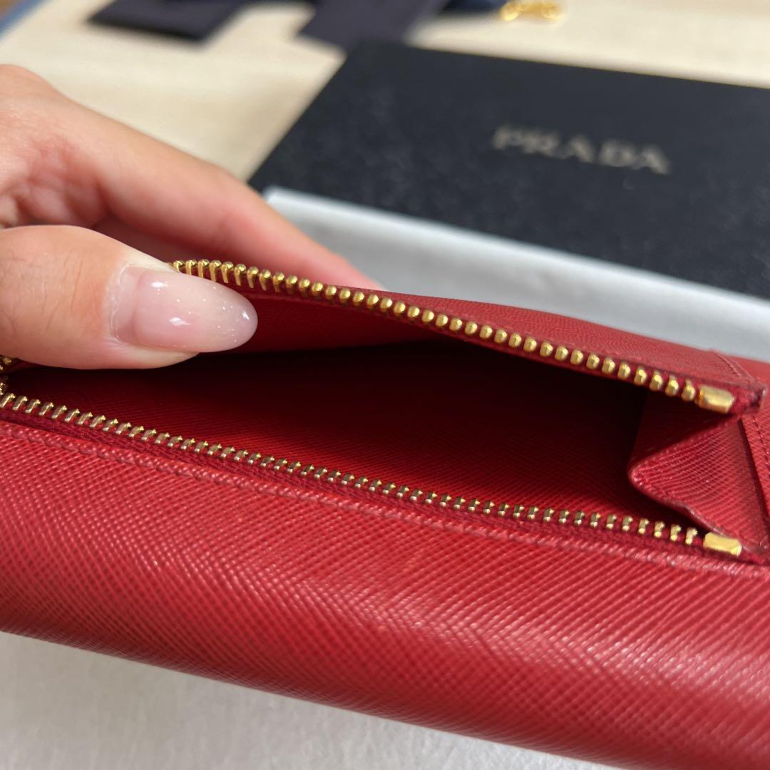 PRADA プラダ サフィアーノトライアングル財布 匿名配送 あんしん鑑定