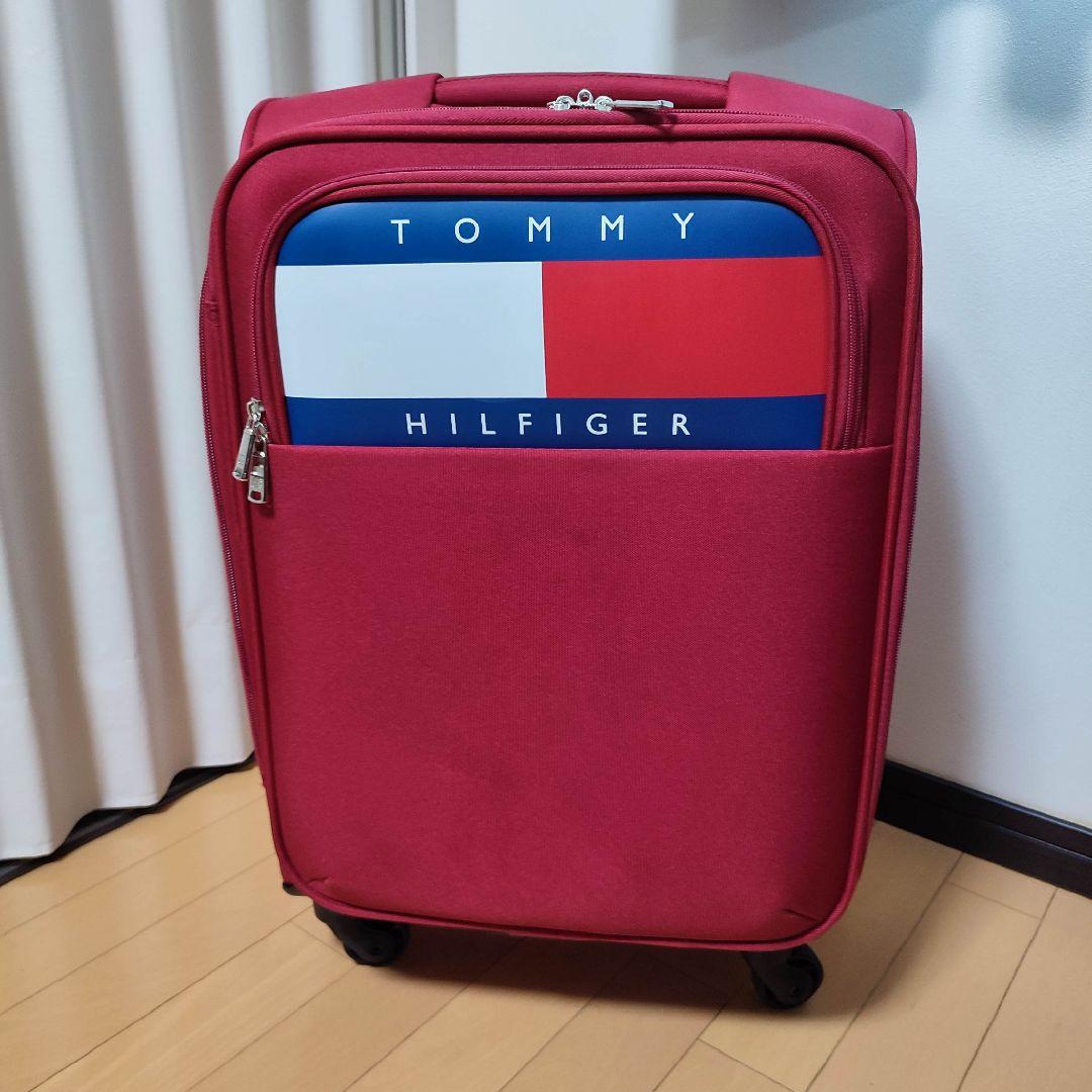   レッド キャリーケース 中型 トミーヒルフィガー
