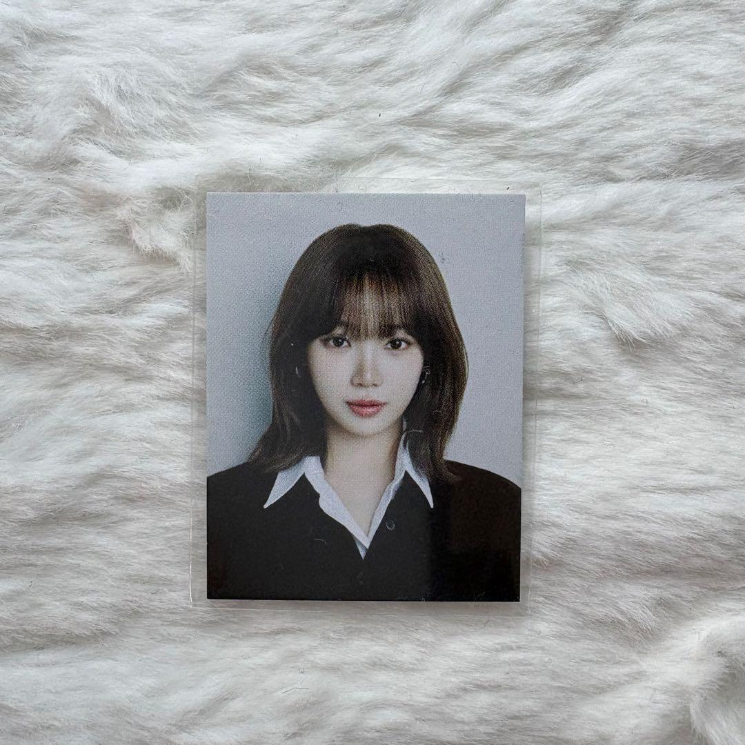 Le Sserafim シーグリ 2026 証明写真 チェウォン - メルカリ