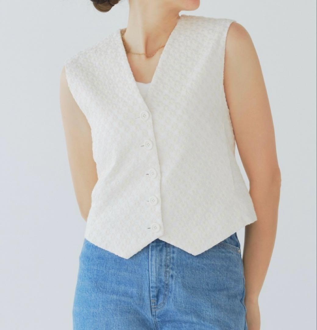 yori ヨリ フラワー刺繍ミニジレ36