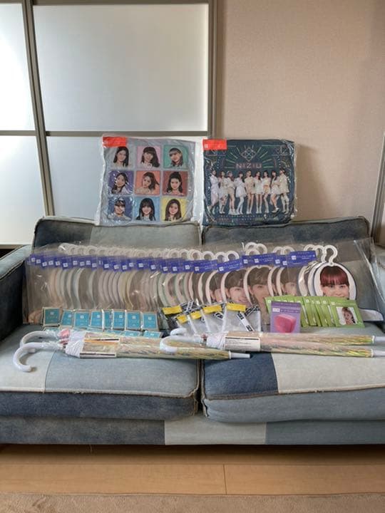 NiziU一番くじ！コンプリート NiziU Official Website