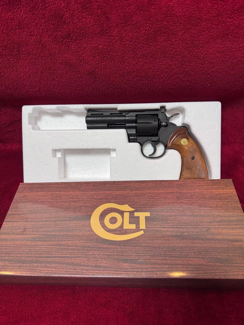 タナカワークス　コルトパイソンRモデル4インチ　モデルガン