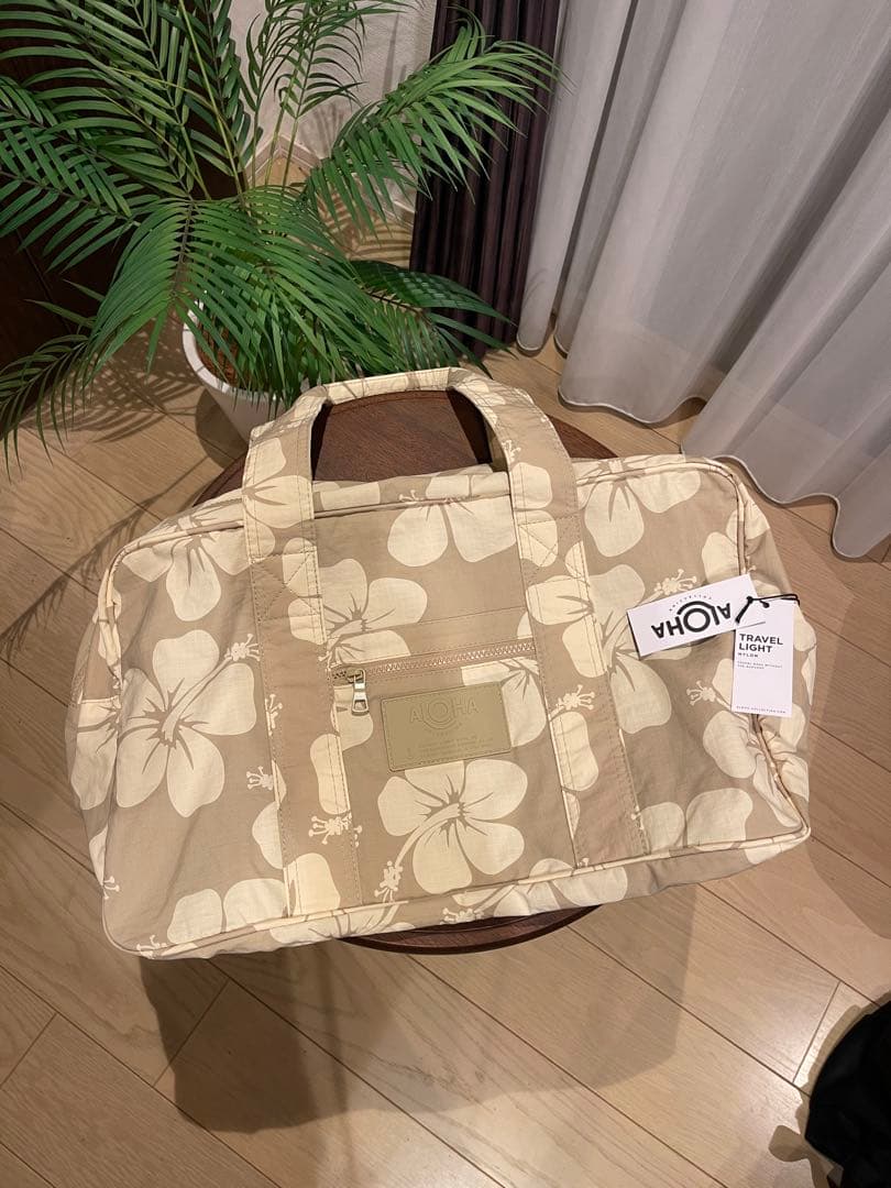 新品 未使用】アロハコレクション ボストンバッグ ベージュ