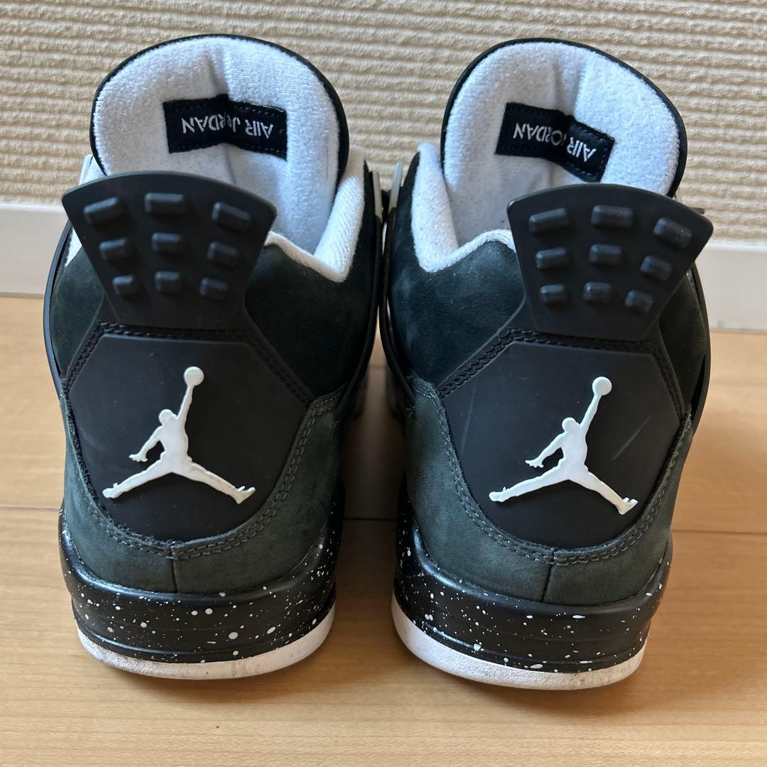 Air Jordan 4 グレー/ブラック/ホワイト