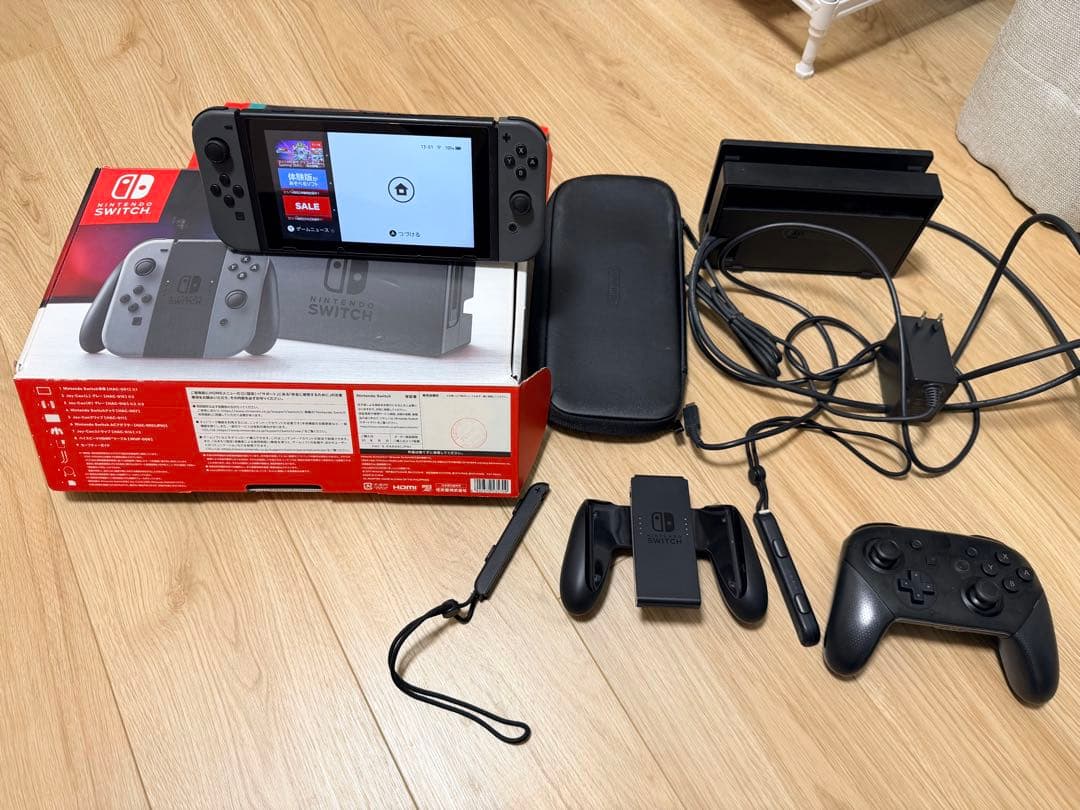 h*o様 Nintendo Switch 本体（初期型グレーモデル）