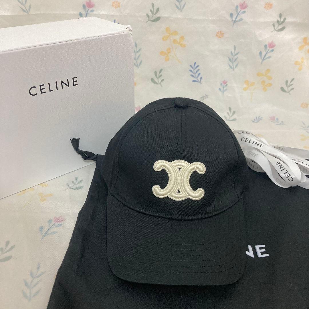 CELINE トリオンフ　キャップ　ブラック