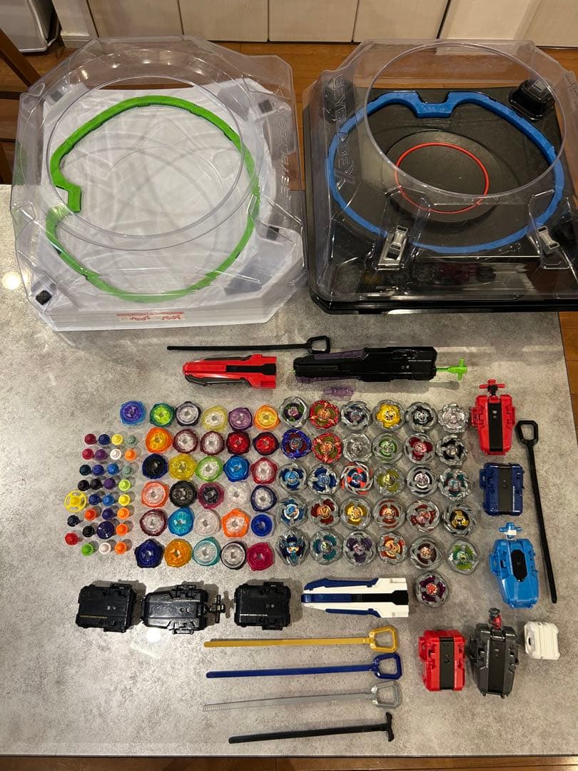 タカラトミーベイブレードxセット約120