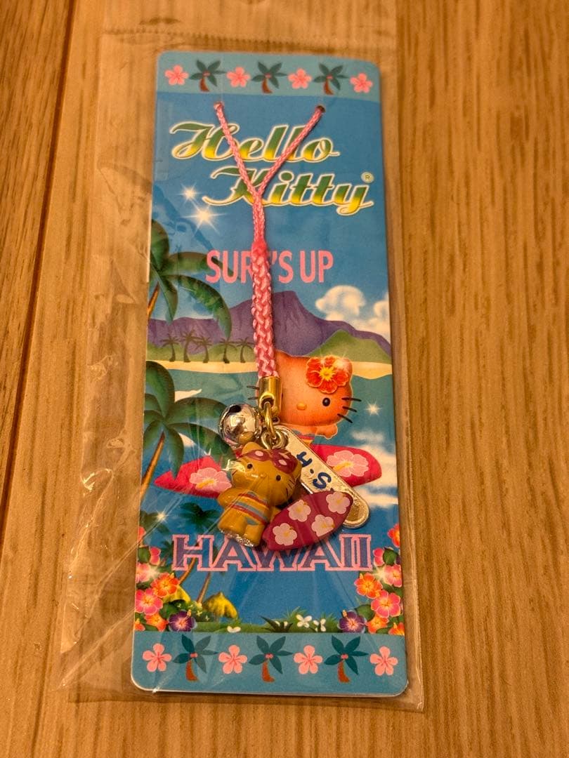 ハワイ　日焼けビキニキティちゃんストラップ　新品未使用