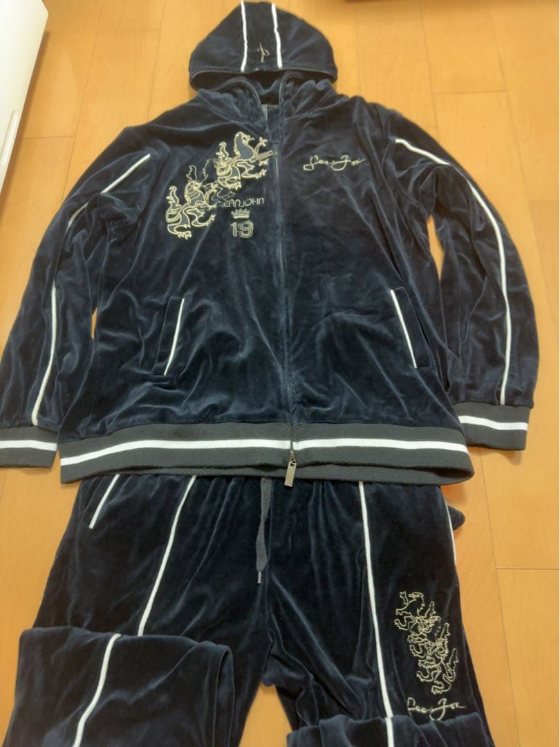 ショーンジョン ベロア セットアップ 刺繍 SEAN JOHN - メルカリ