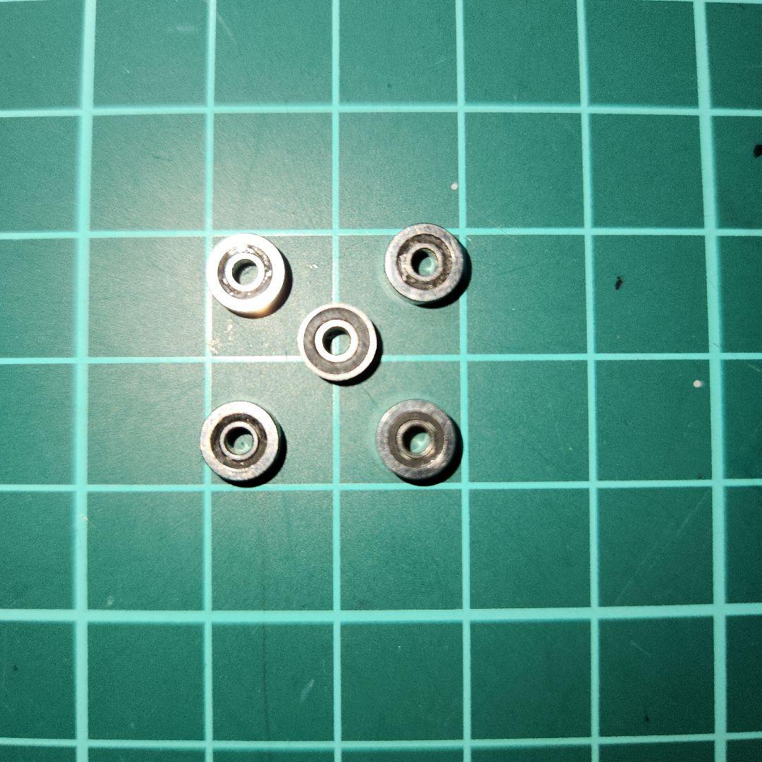 タミヤミニ四駆　旧620 4個(中央は現行620)