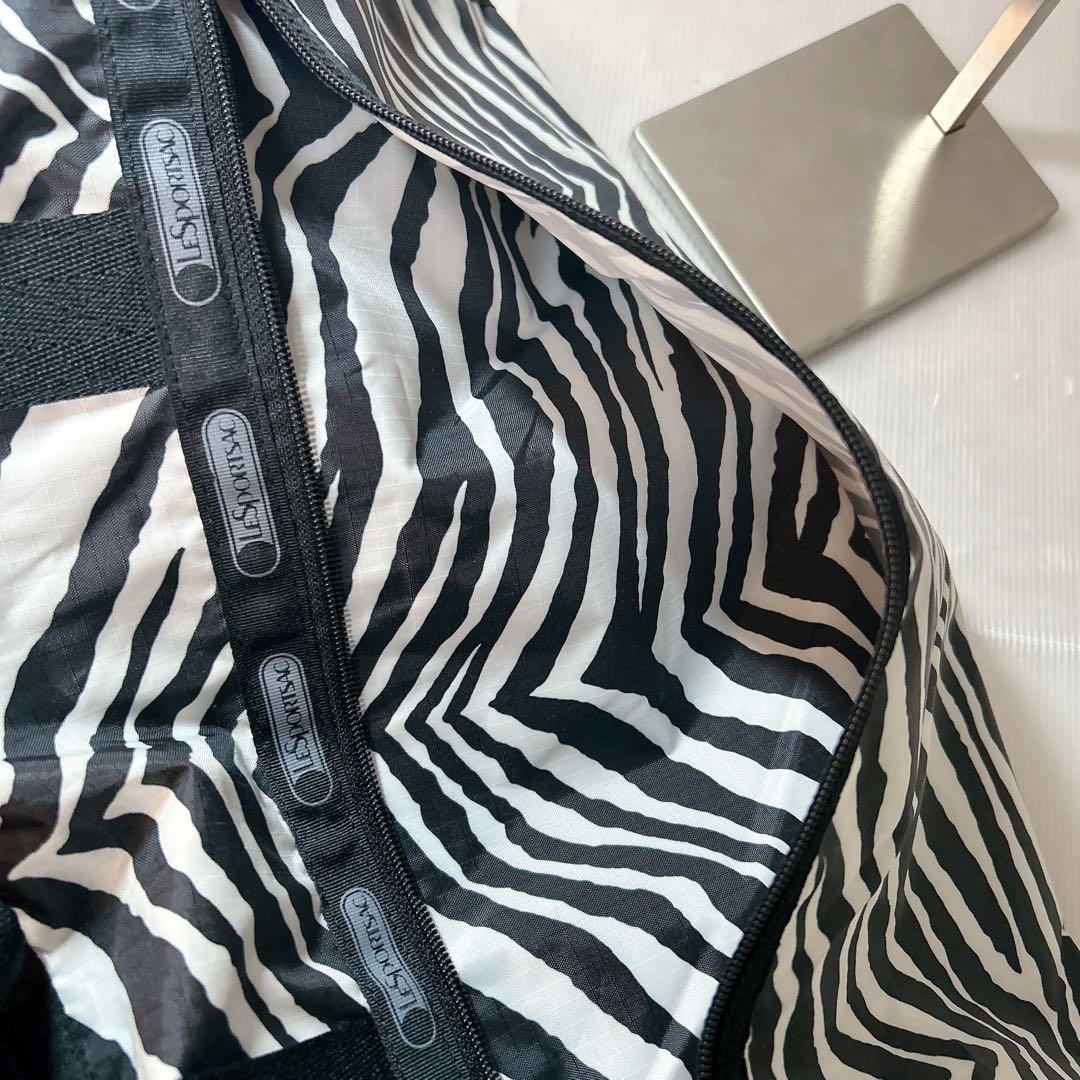 美品 】 レスポートサックLeSportsac ボストンバック ゼブラ 鍵2個