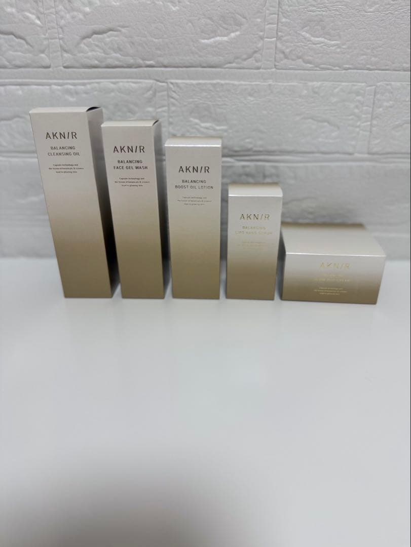 新品！！　AKN/R アクニー　スキンケアセット 5点
