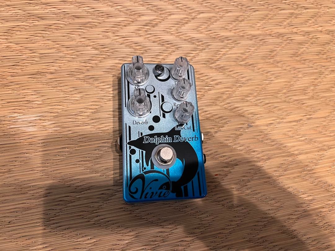 Vivie ( ビビー )DolphinDeverbギターエフェクター