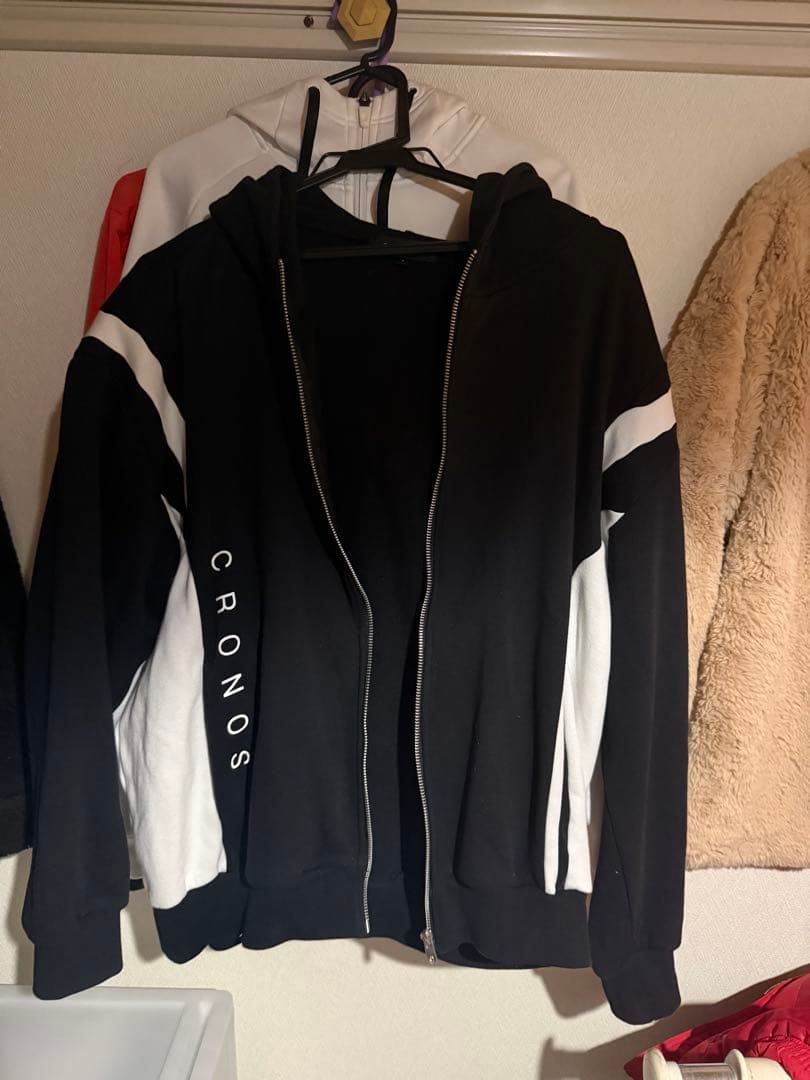 CRONOS ジッパー付きパーカー ブラック/ホワイト