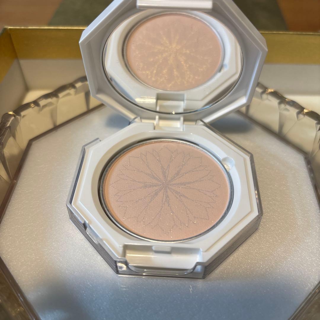 週末限定値下】資生堂 マキアージュ 5周年特別記念 パウダーセレブ